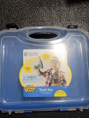 Pretend & Play Blue Tool Set Storage Casd